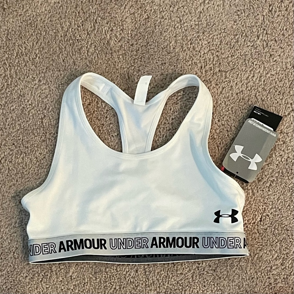 GIRLS Under Armour sports bra NWT.
